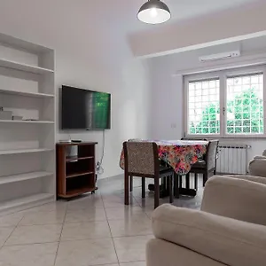 Appartamento Sanpaolo, Roma